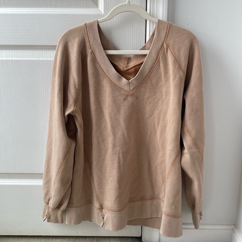 Aerie Tan V-Neck Pullover